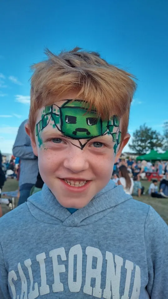 https://app.famworld.com/api/attachments/image/cuLWkIsATy8xD9oHcTzu