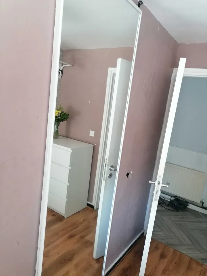 https://app.famworld.com/api/attachments/image/dPJBZ2sJioUtiVCKy8d7