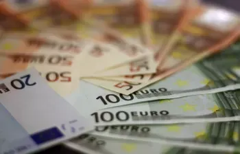 Padroneggiare i tassi di cambio: guida completa ai convertitori di valuta