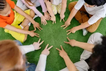 Trois techniques pour améliorer l’accent en anglais de votre enfant