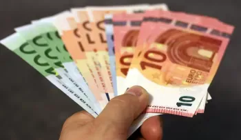 Commissioni di conversione valuta: come funzionano e come evitarle?