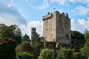 Explore Ireland&#39;s rich history on a language study trip